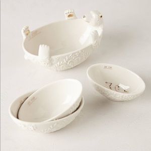 Anthropologie nesting polar bear ivory ceramic measuring cups